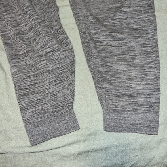 Nike Joggers - Picture 5 of 7
